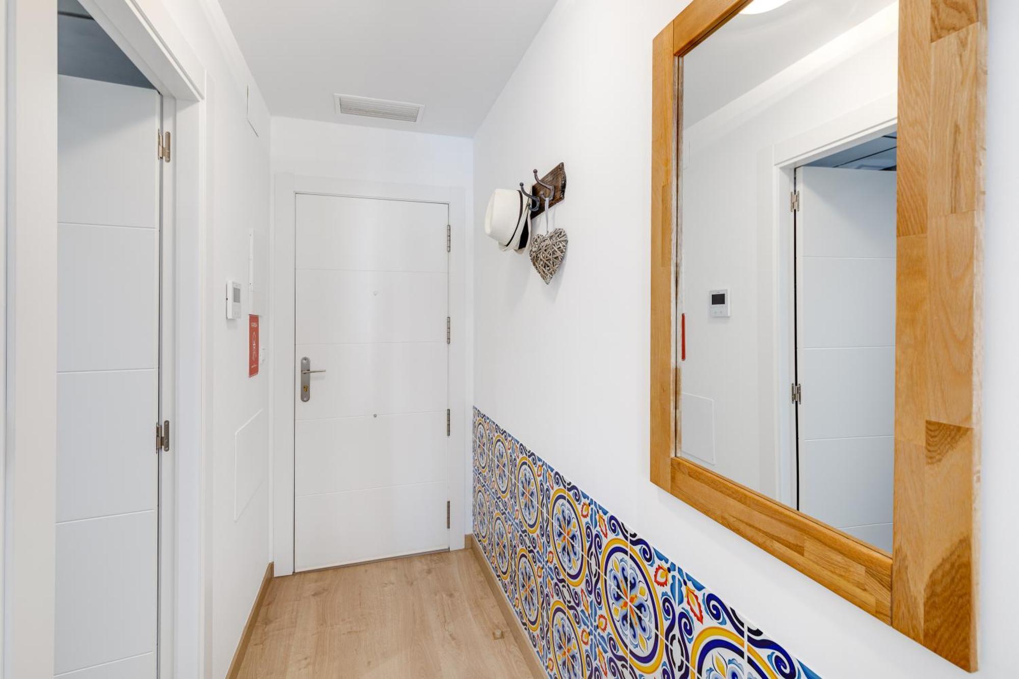 Hb Apartments - Apartamento Alicante Rambla Mercado Central Playa - El Loft Del Barrio Exterior photo